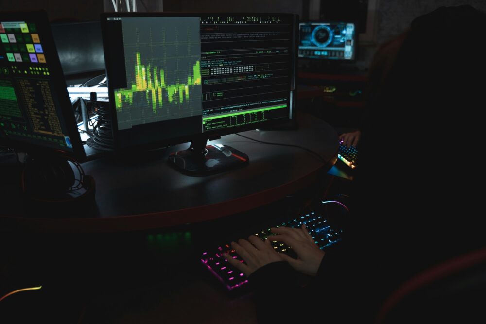 Služba SOC365 v únoru zanalyzovala přes 65,5 miliard datových toků.